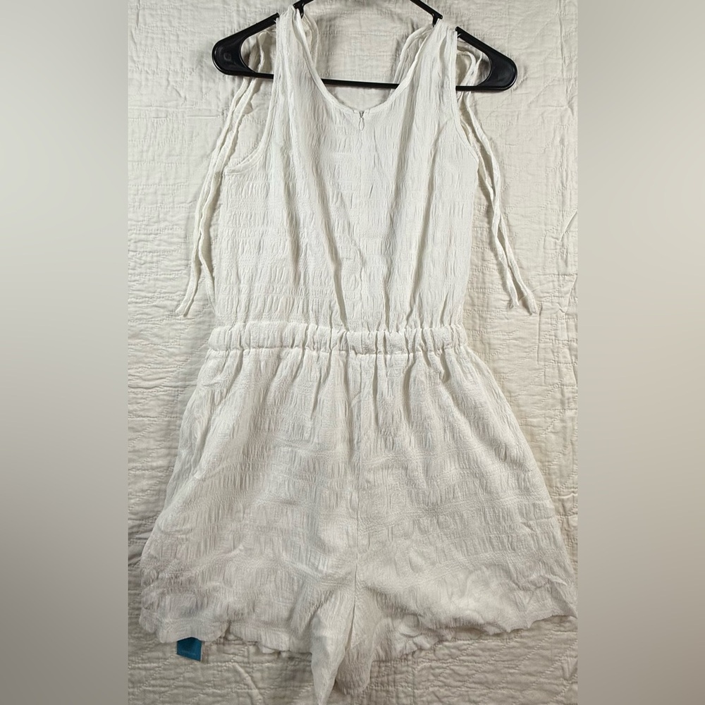 Cupshe White Lightweight Crochet-Detail Swim Coverup Romper - Picture 6 of 8
